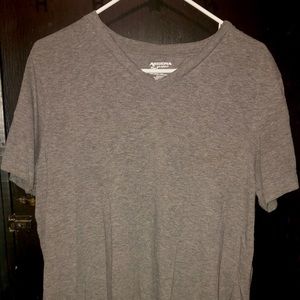Arizona Jeans co. Gray v-neck t-shirt